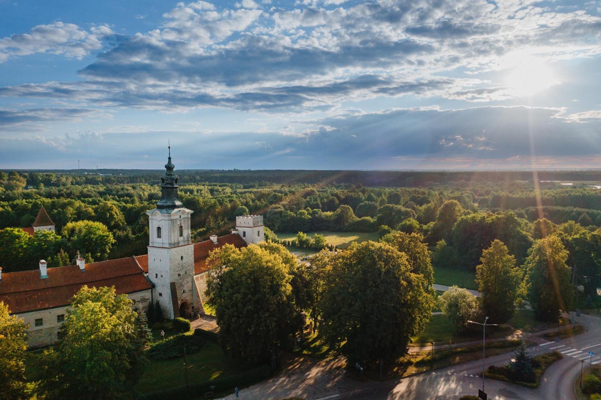 Hotel Podklasztorze Sulejów Exterior foto